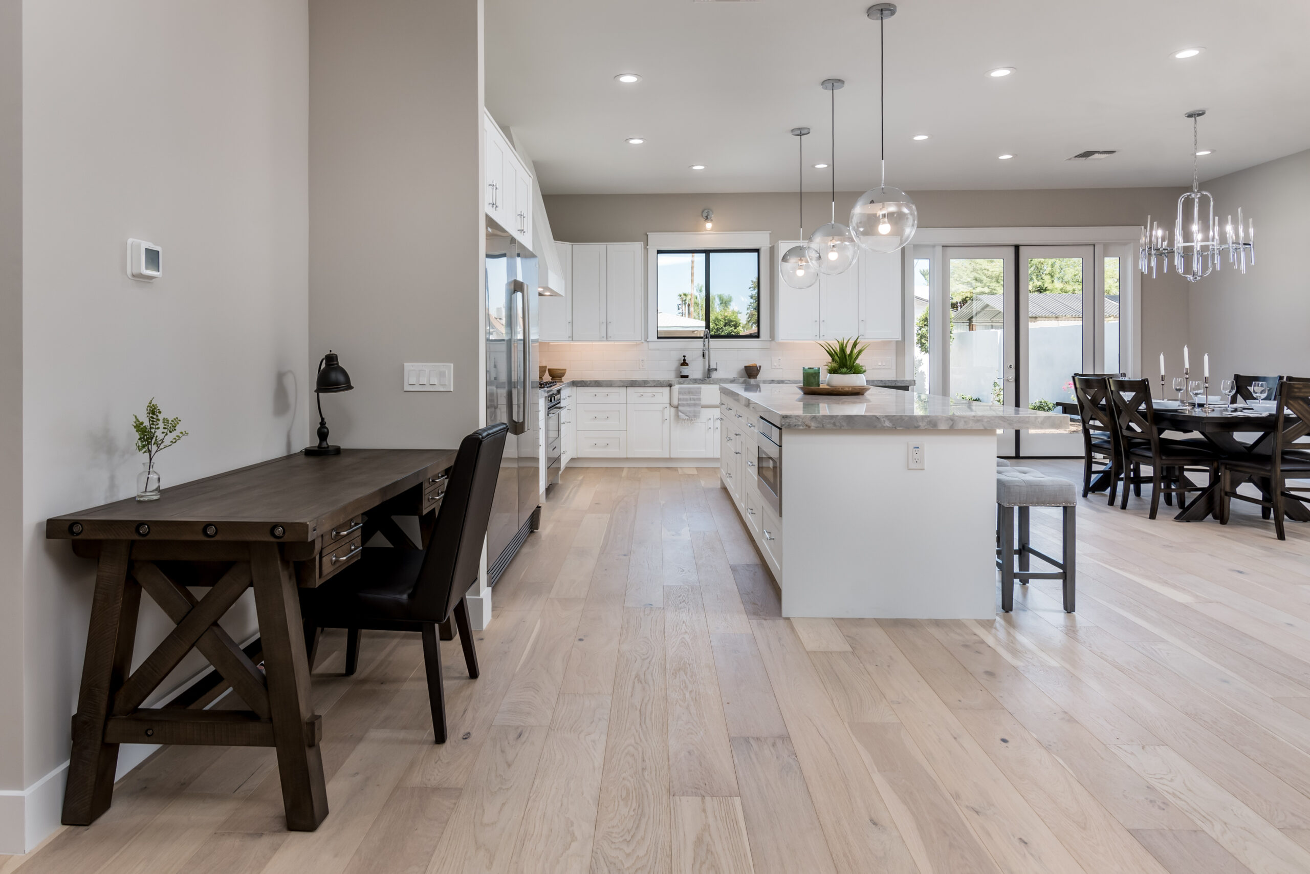 3518 E Glenrosa Ave - High Res23-23