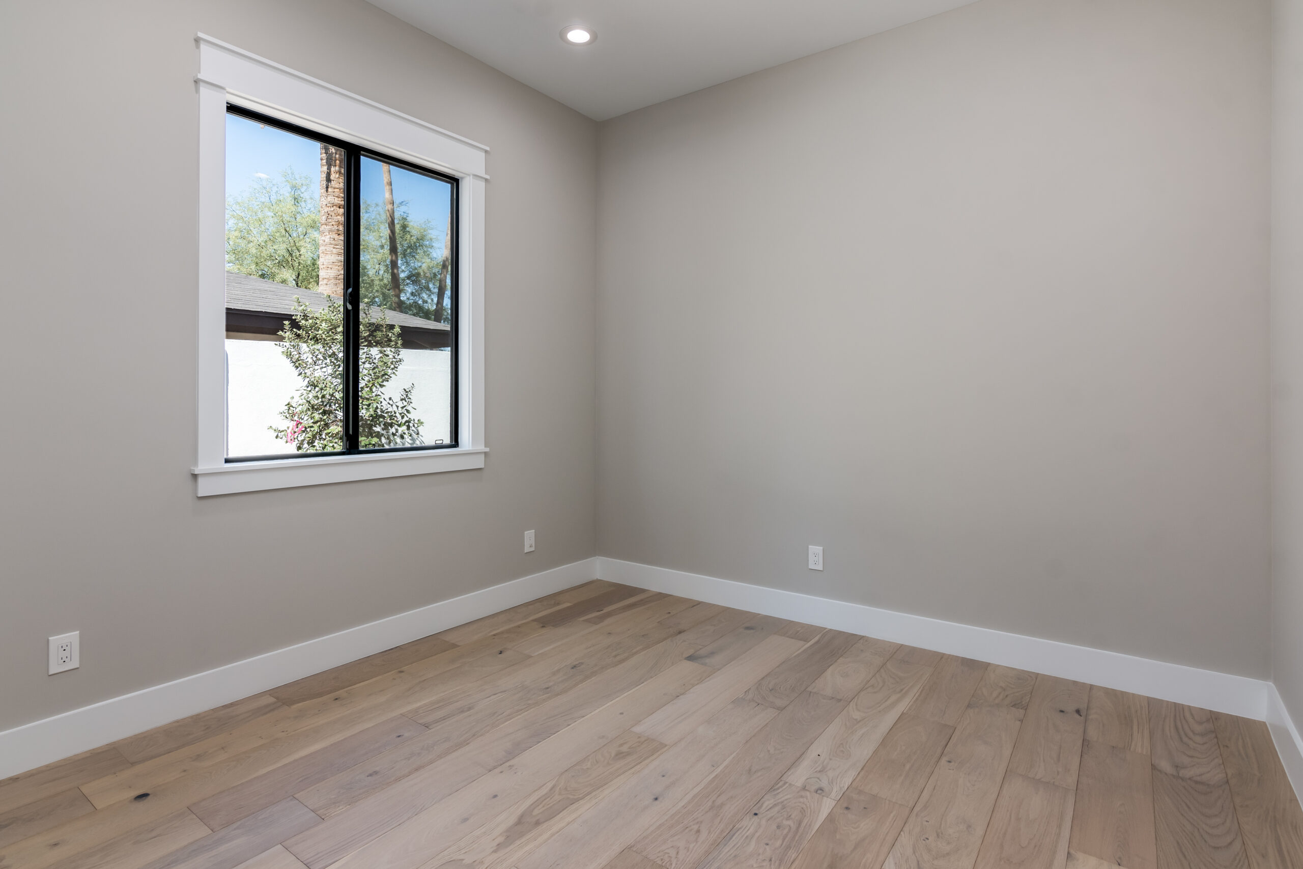 3518 E Glenrosa Ave - High Res53-53