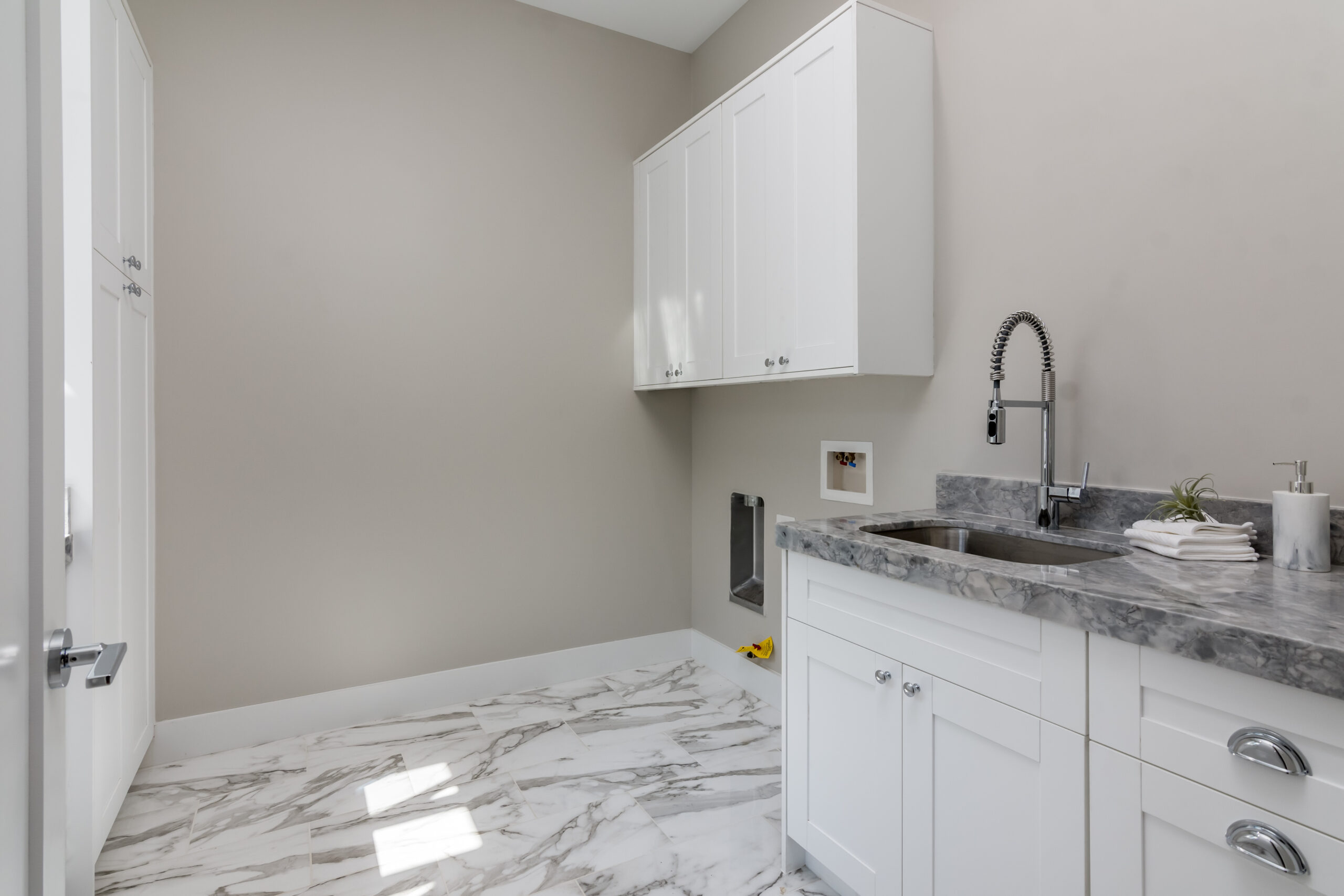 3518 E Glenrosa Ave - High Res62-62