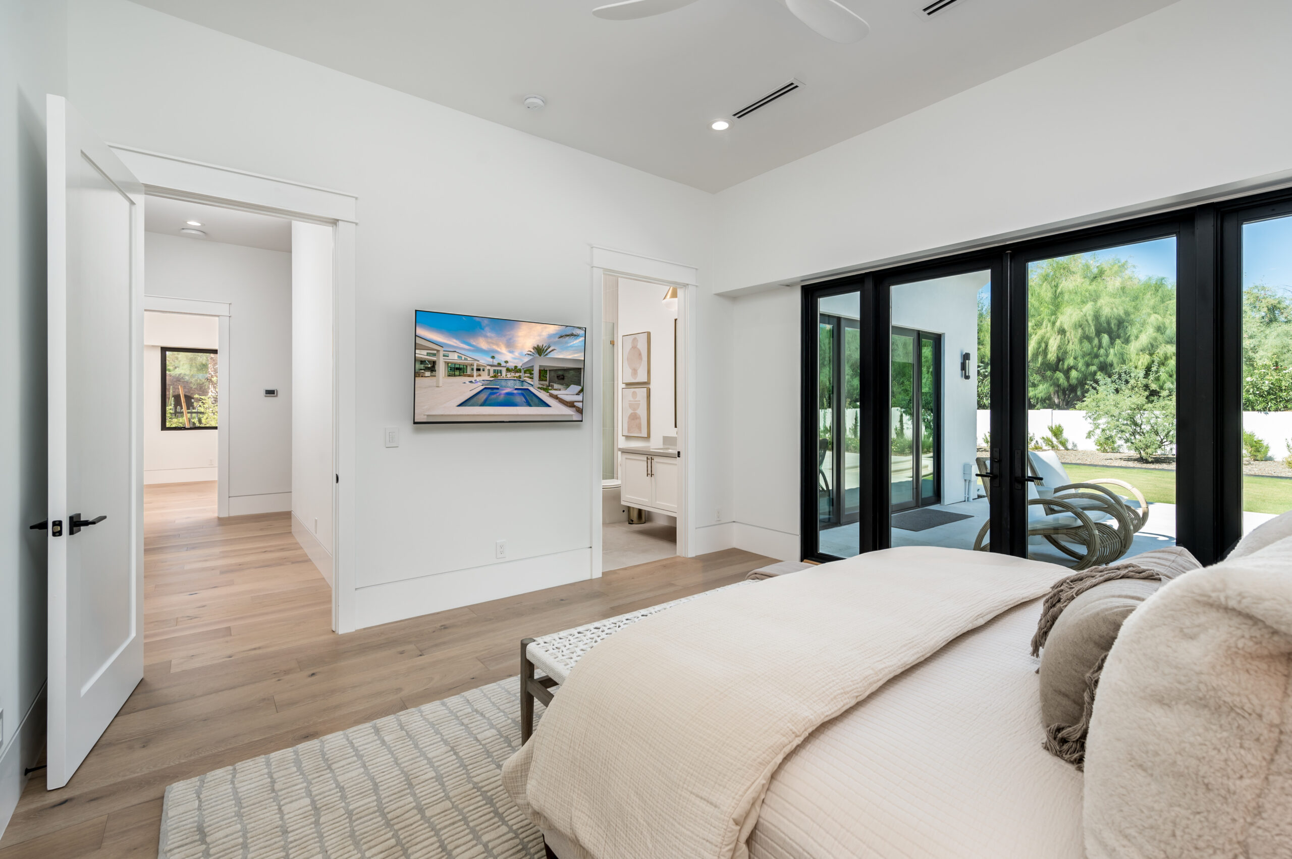 9422 N 50th Pl - High Res-115