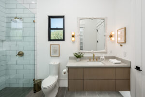 9422 N 50th Pl - High Res-125