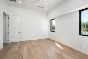 9422 N 50th Pl - High Res-127