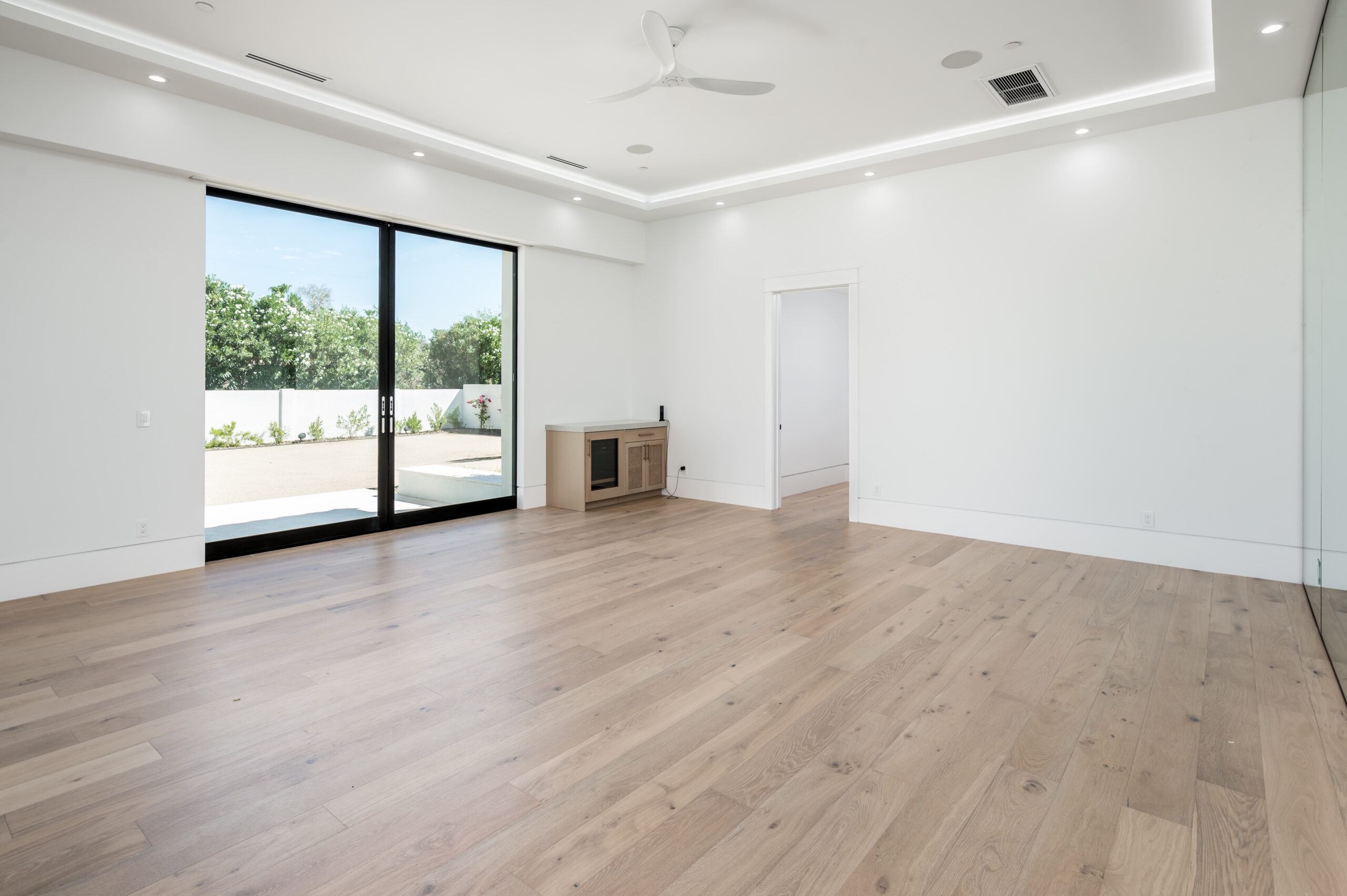 9422 N 50th Pl - High Res-131