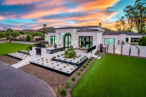 9422 N 50th Pl - High Res-22