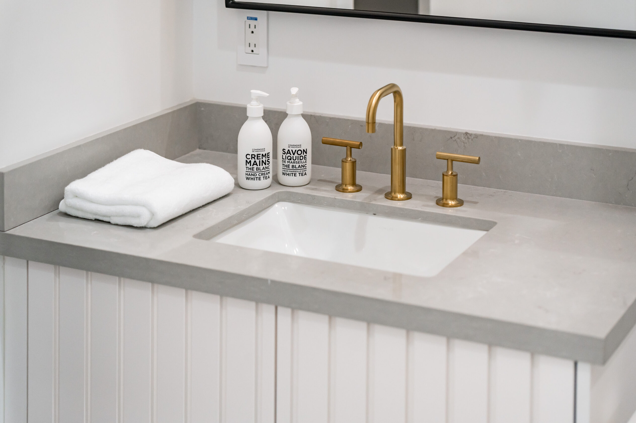 9422 N 50th Pl - High Res-289