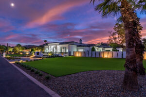 9422 N 50th Pl - High Res-30