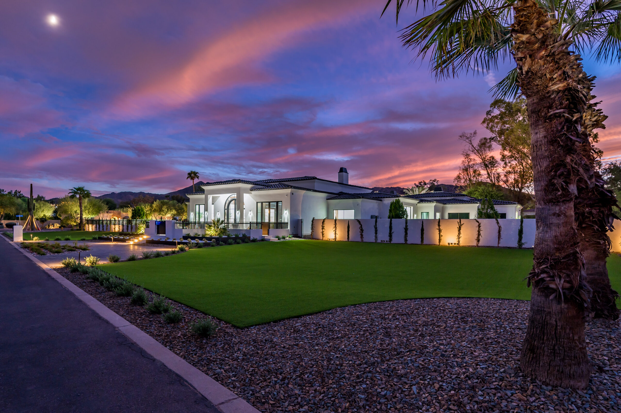 9422 N 50th Pl - High Res-30