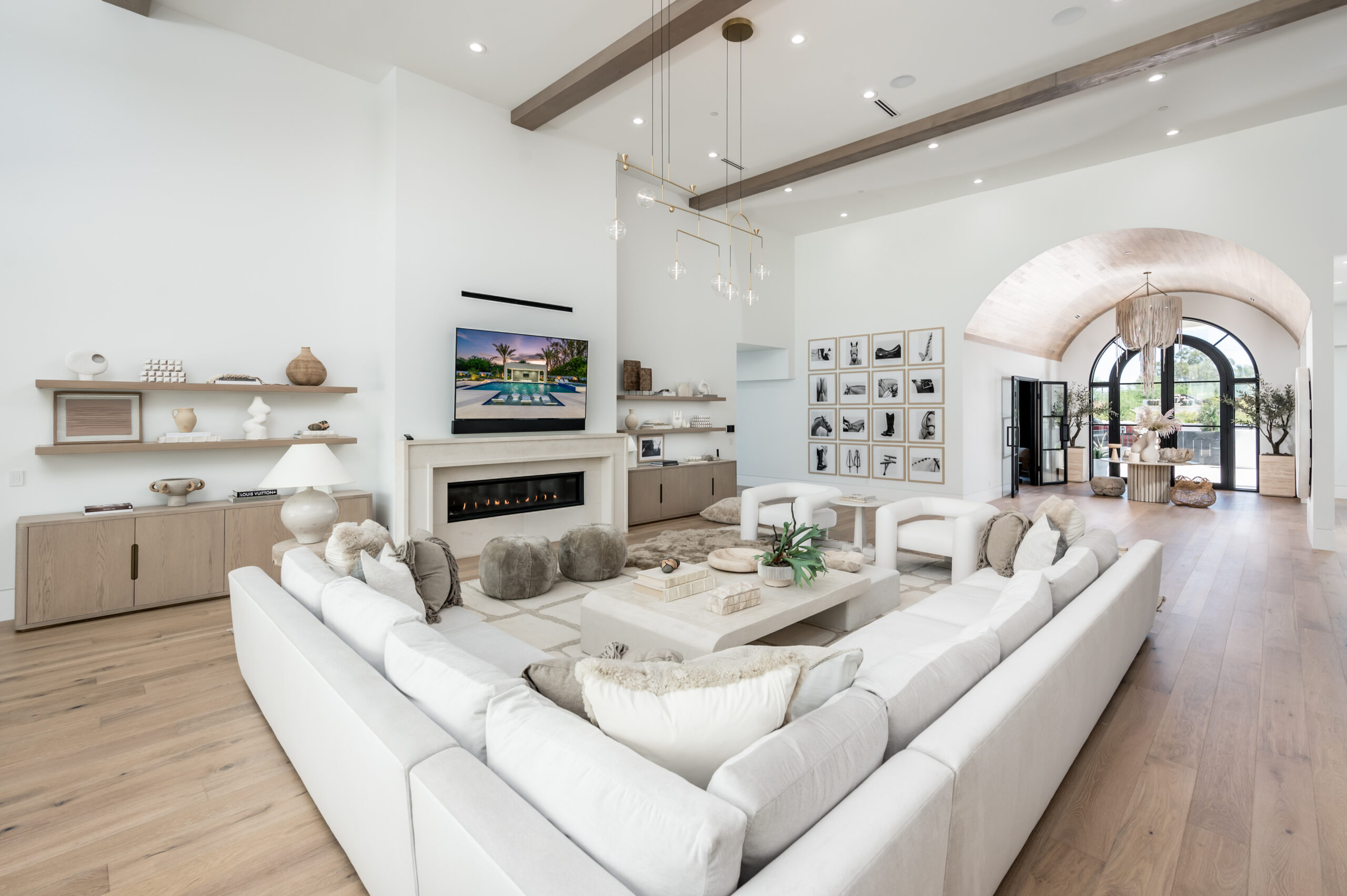 9422 N 50th Pl - High Res-54