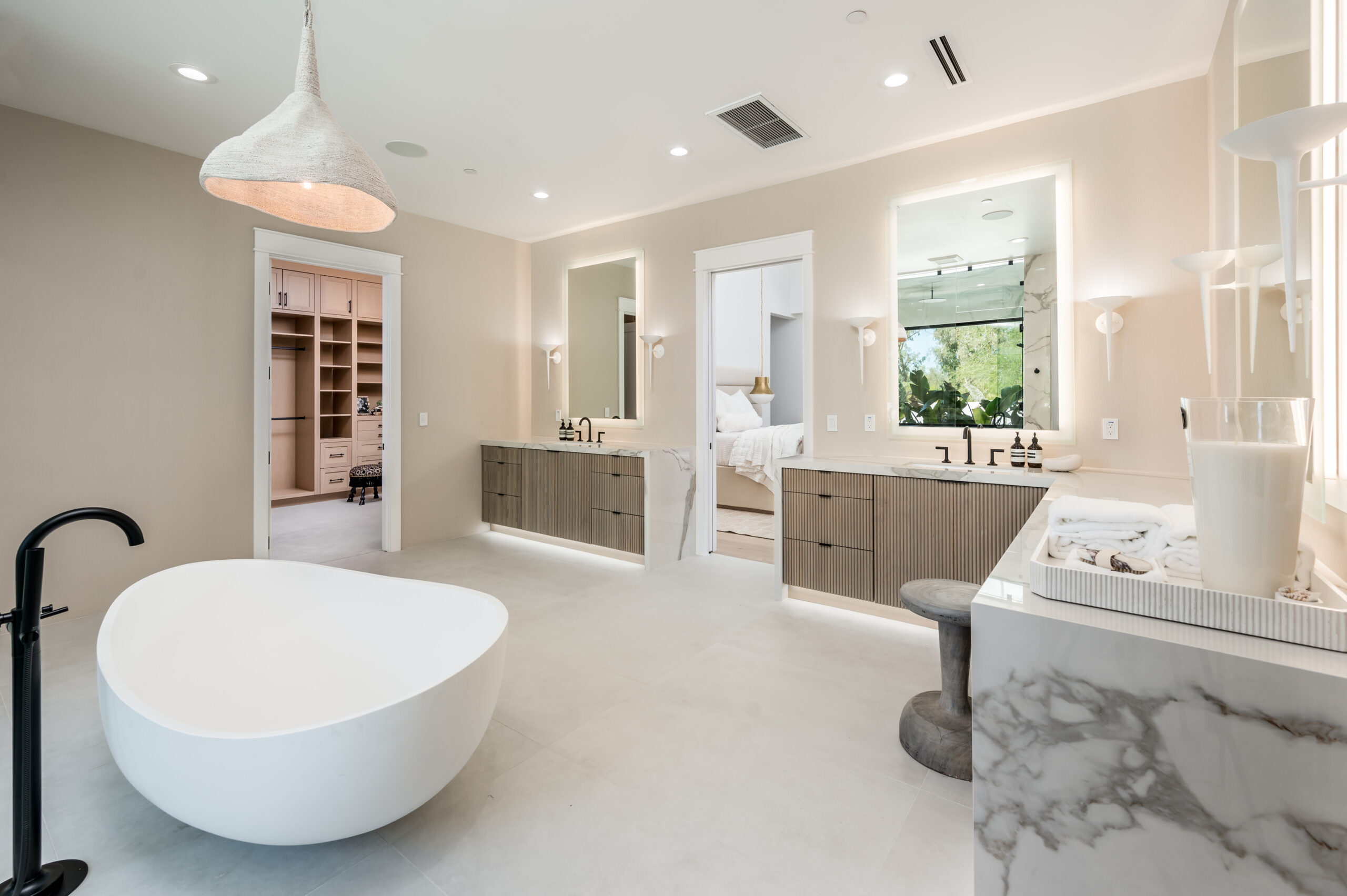 9422 N 50th Pl - High Res-96